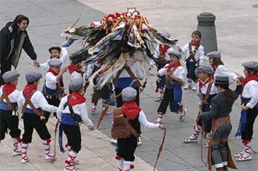 HABRÁ UNA CONSULTA POPULAR SOBRE LA FECHA DE LA FIESTA DE “LA VAQUILLA”