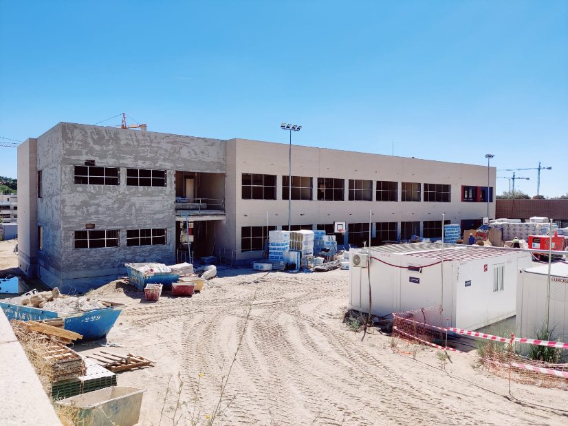 Comienza el curso escolar y el CEIP Héroes del 2 de mayo sigue en obras y sin Aulario